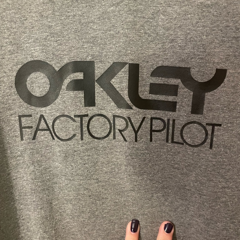 Oakley Factory Pilot Logo Grey Crewneck Sweatshirt Regular Fit Men’s Size XL - Picture 2 of 3